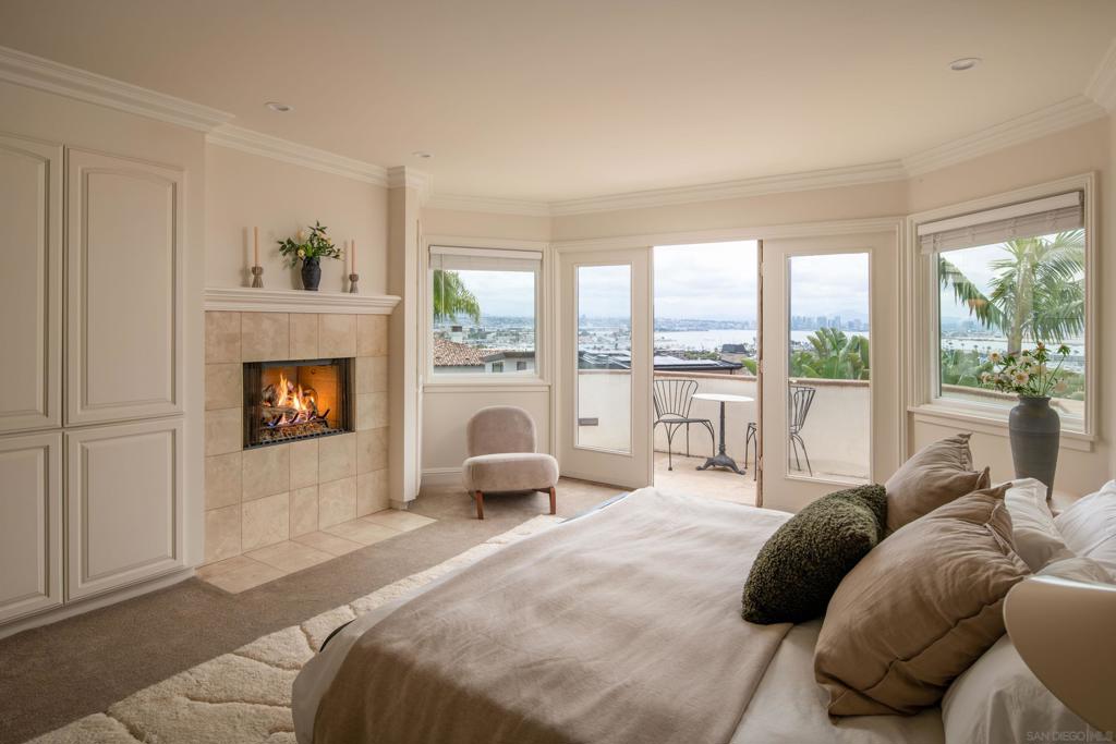 874 Harbor View W Property Photo 28