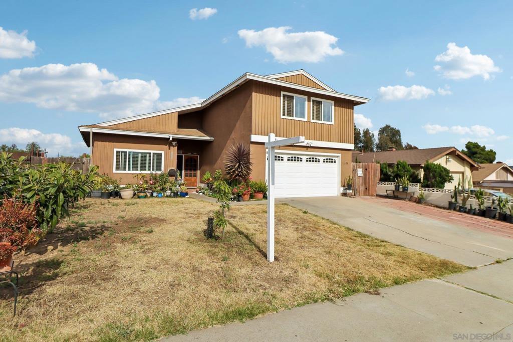 1571 Max Property Photo 2