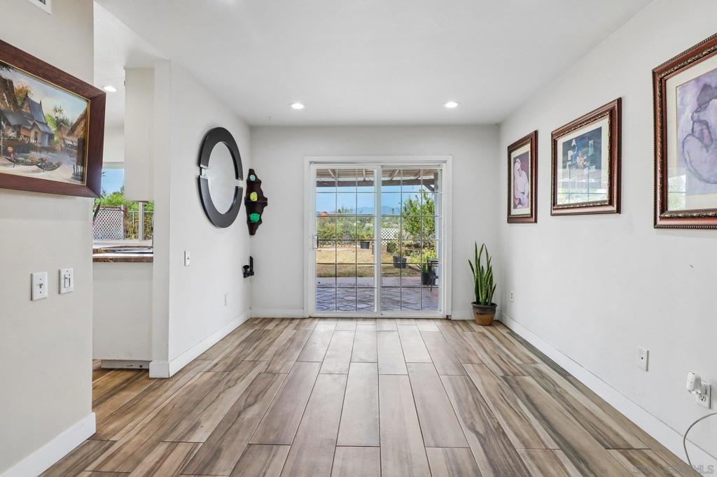 1571 Max Property Photo 12
