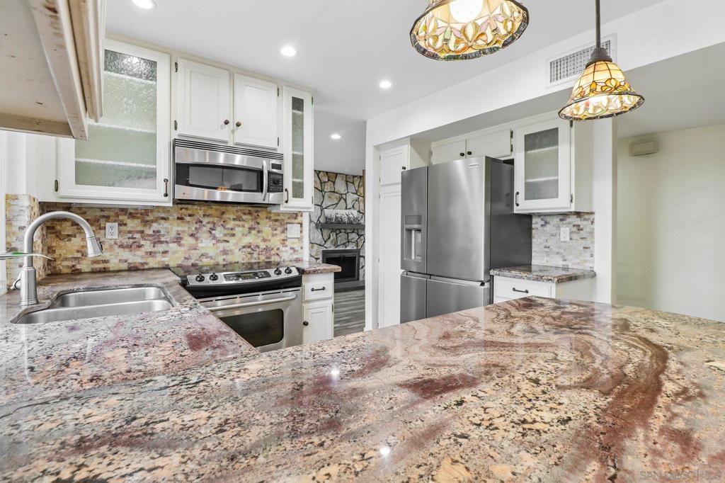 1571 Max Property Photo 23