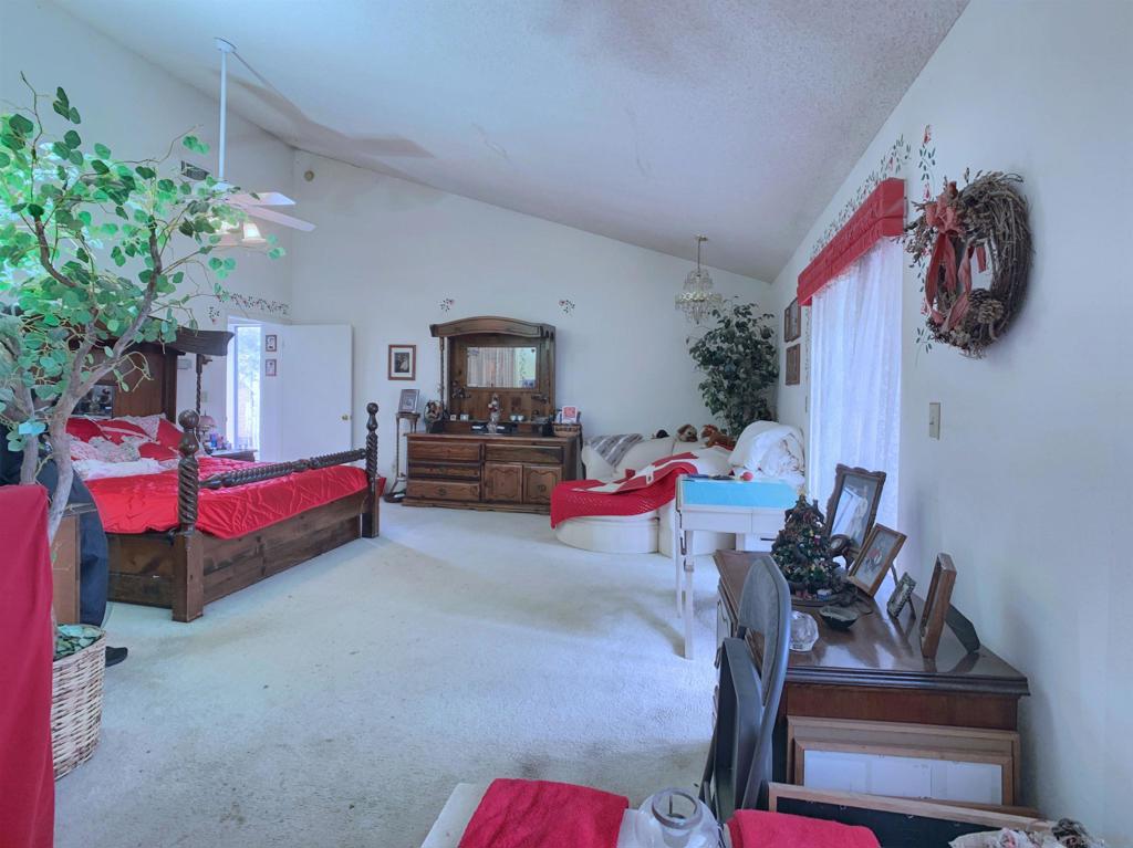 9622 Lakeview Property Photo 22