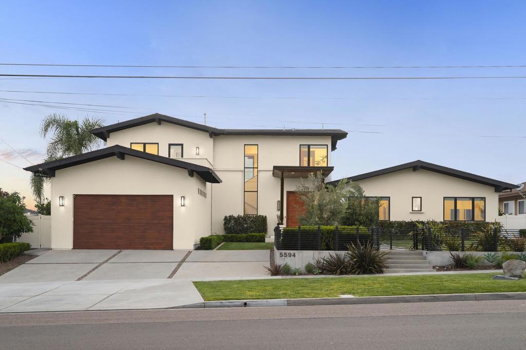5594 Soledad Rd Property Photo 5