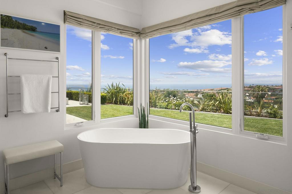5594 Soledad Rd Property Photo 22