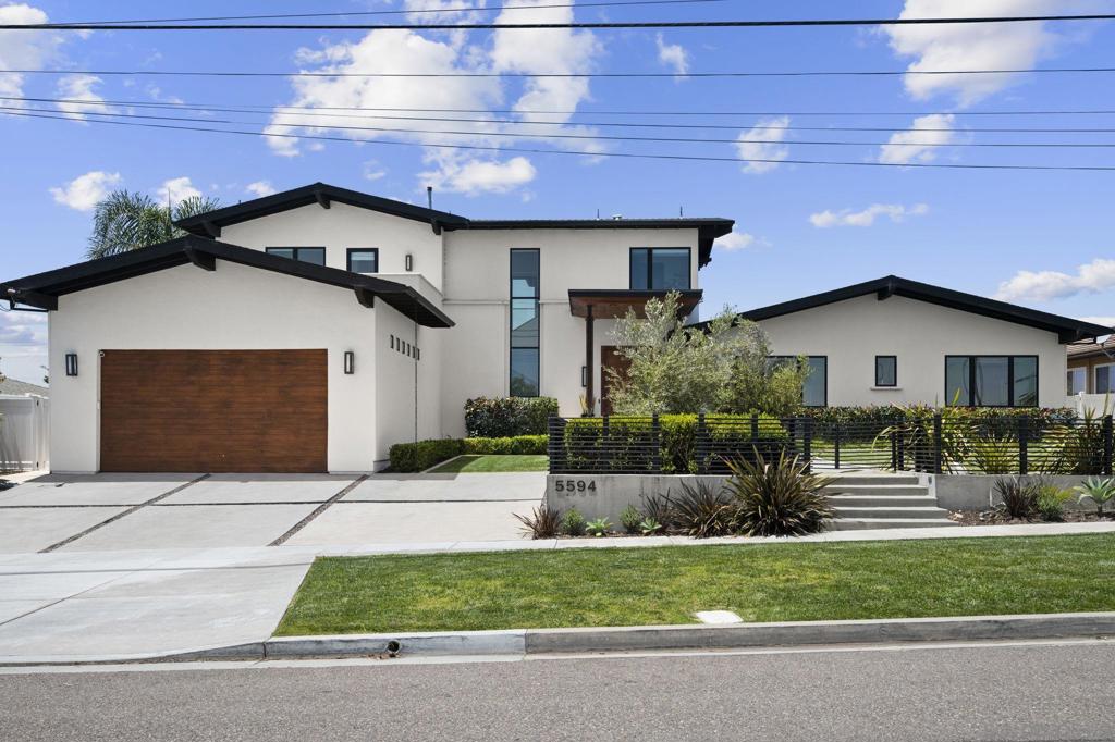 5594 Soledad Rd Property Photo 33