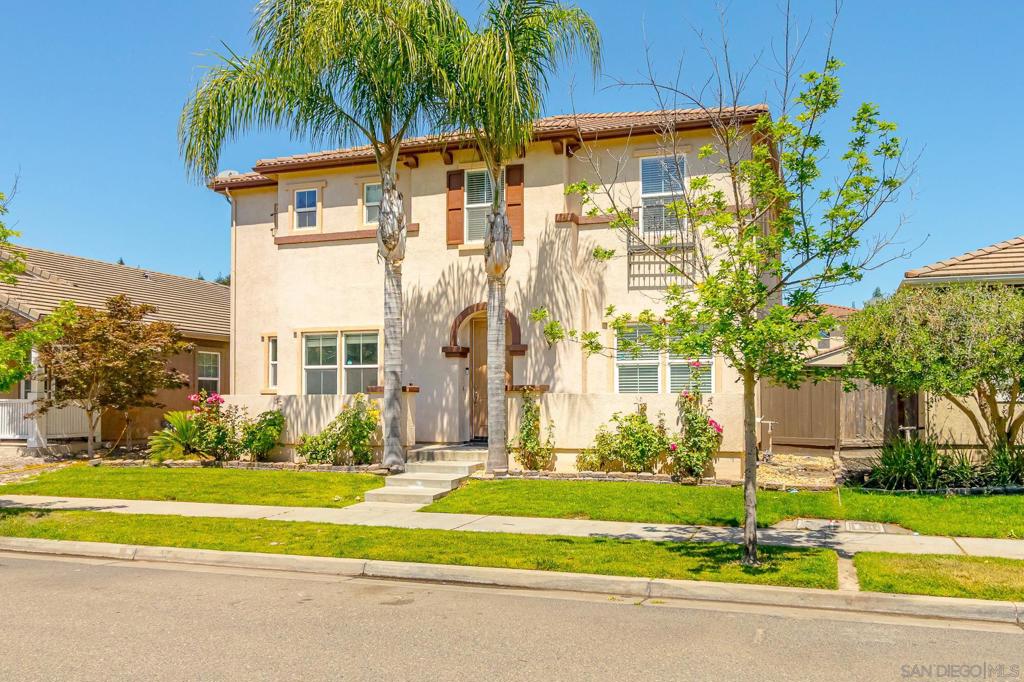 2376 Shire Way Property Photo 2