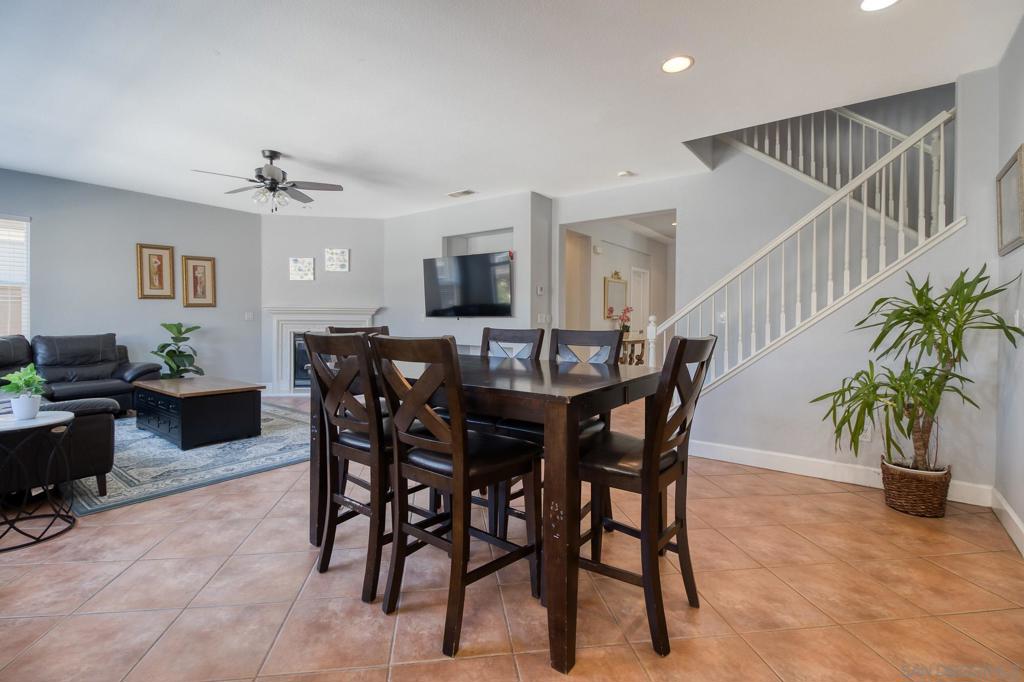 2376 Shire Way Property Photo 22