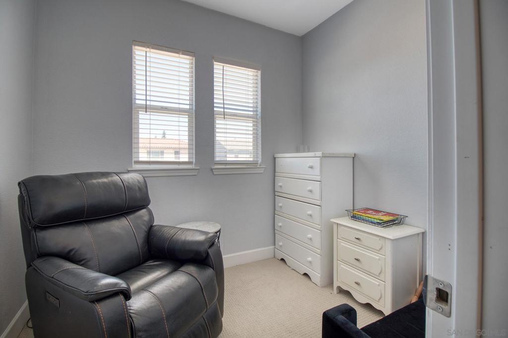 2376 Shire Way Property Photo 28