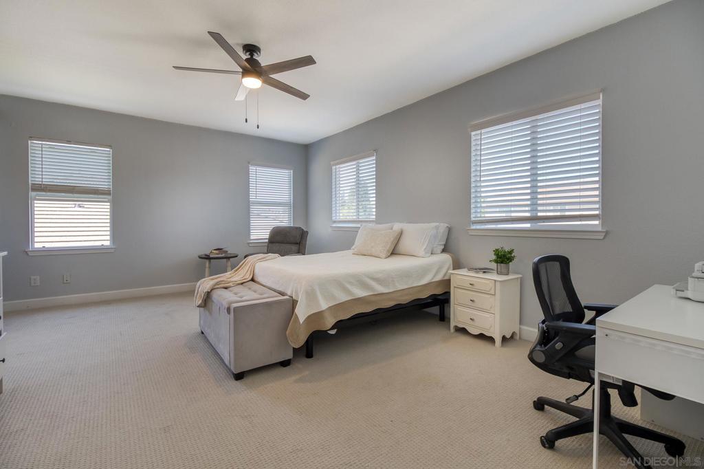 2376 Shire Way Property Photo 29