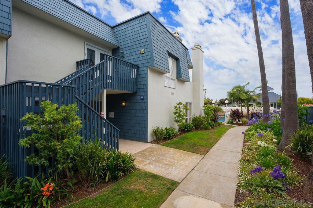 65 Antigua Court Property Photo 5