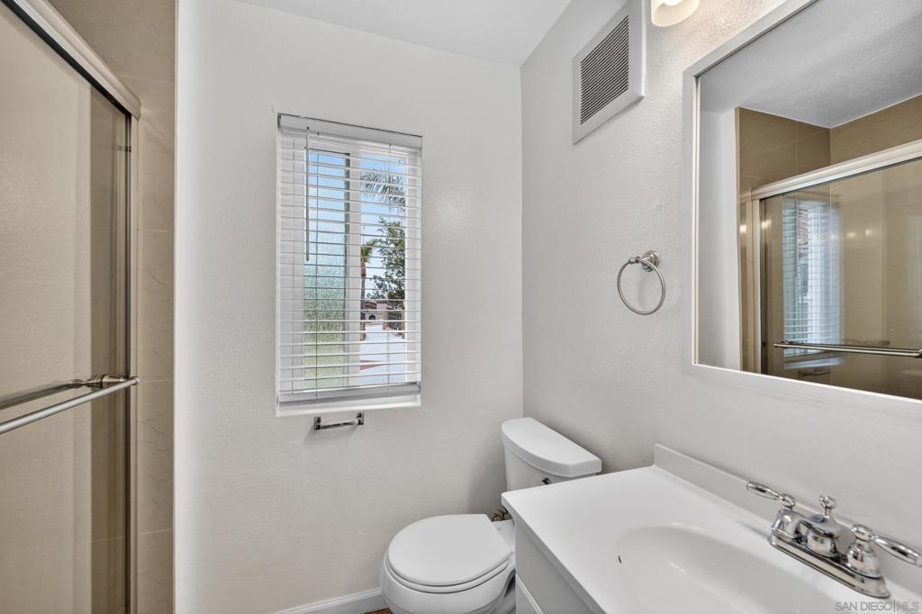 7545 Charmant Dr 1301 Property Photo 17
