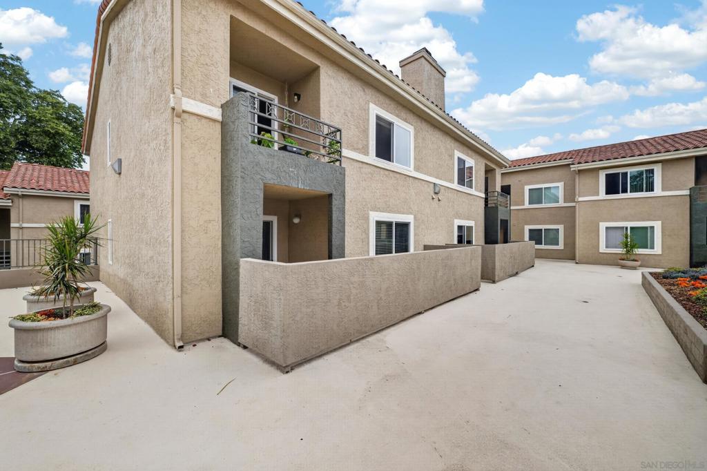 7545 Charmant Dr 1301 Property Photo 24