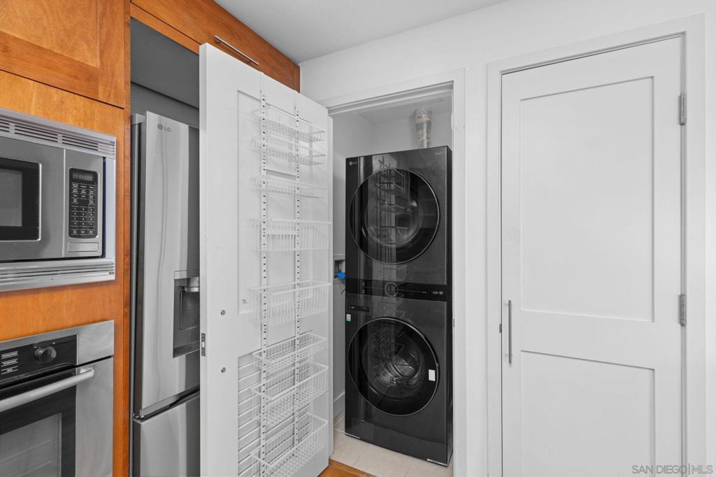 700 W E Street 2905 Property Photo 15