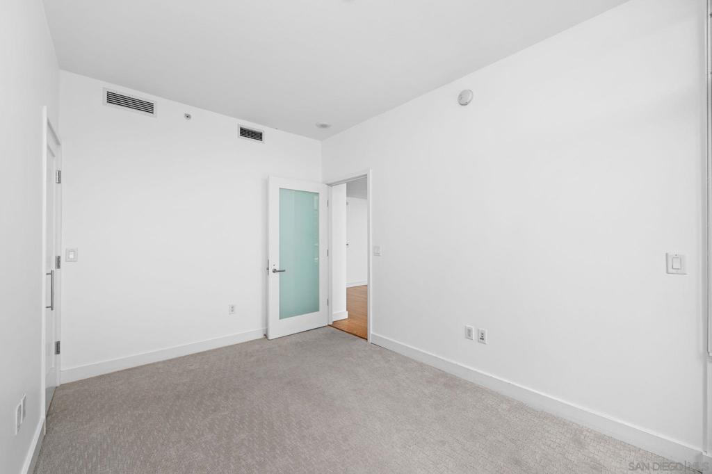 700 W E Street 2905 Property Photo 24