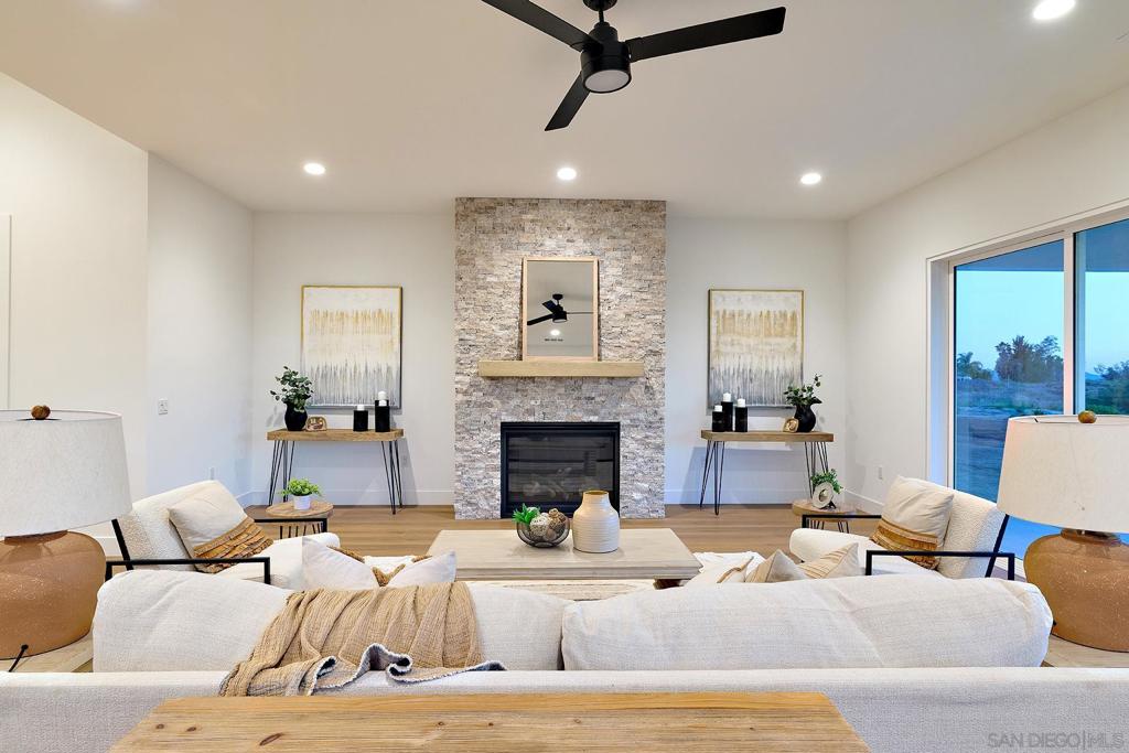 39191 Corte Venture Property Photo 8
