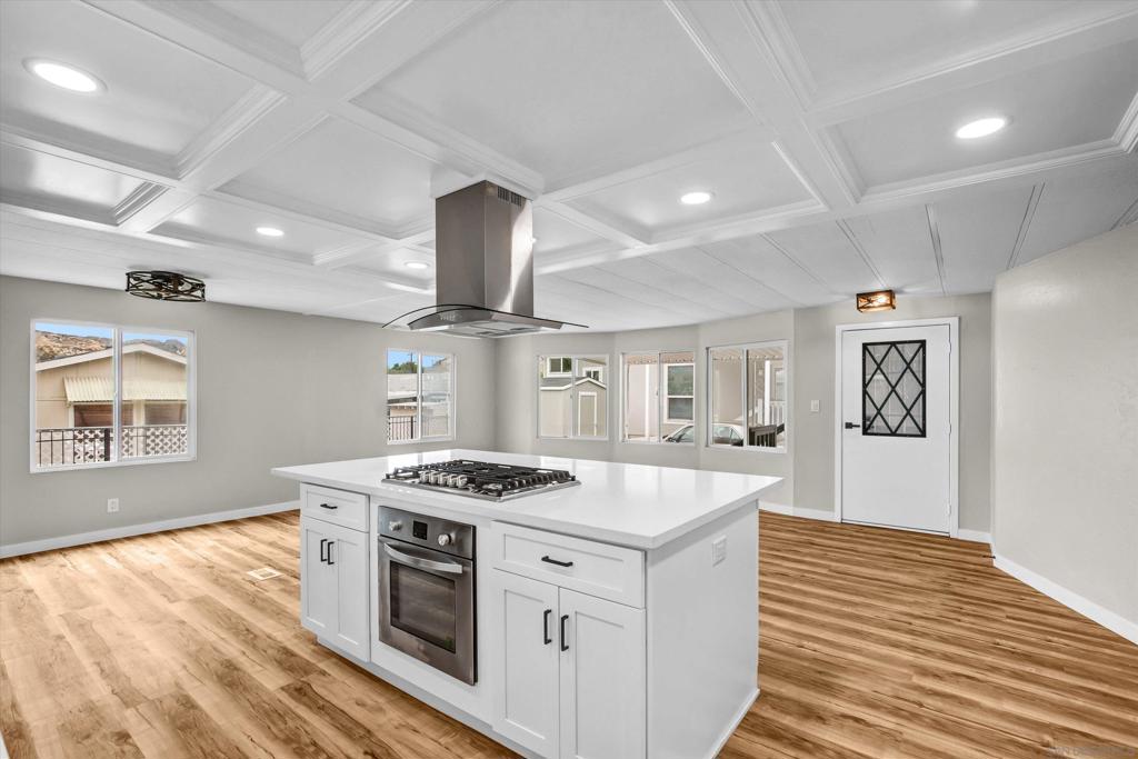 10880 Ca-67 6 Property Photo 8