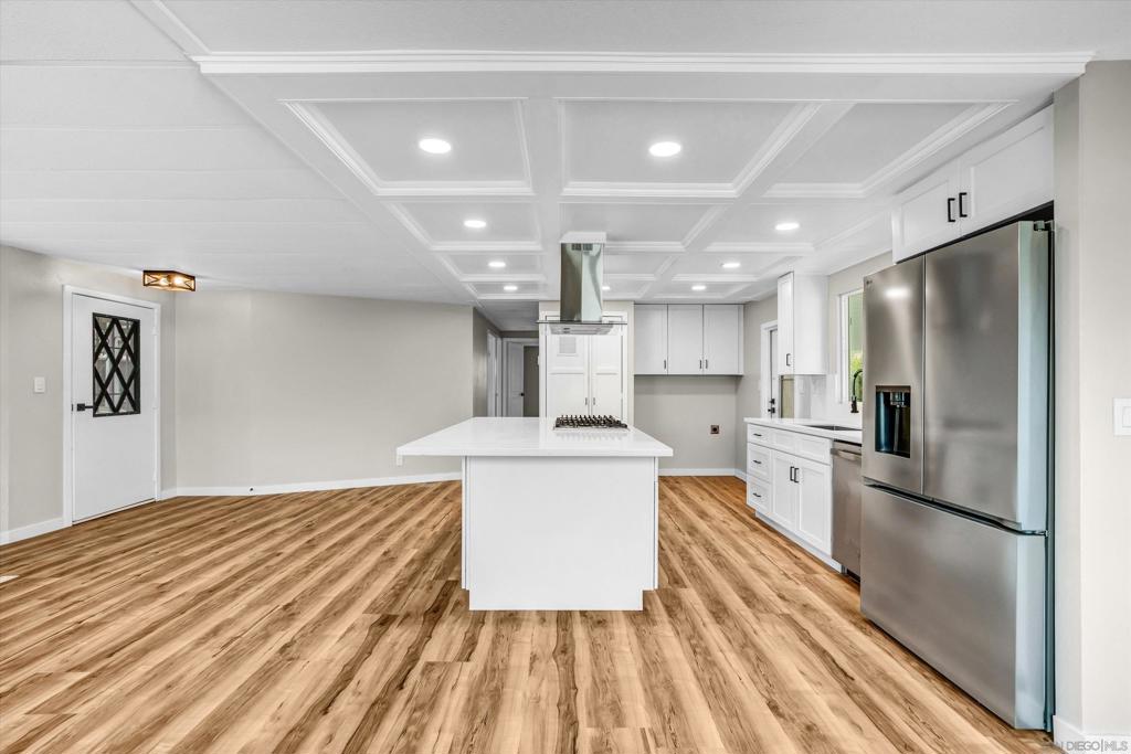 10880 Ca-67 6 Property Photo 10