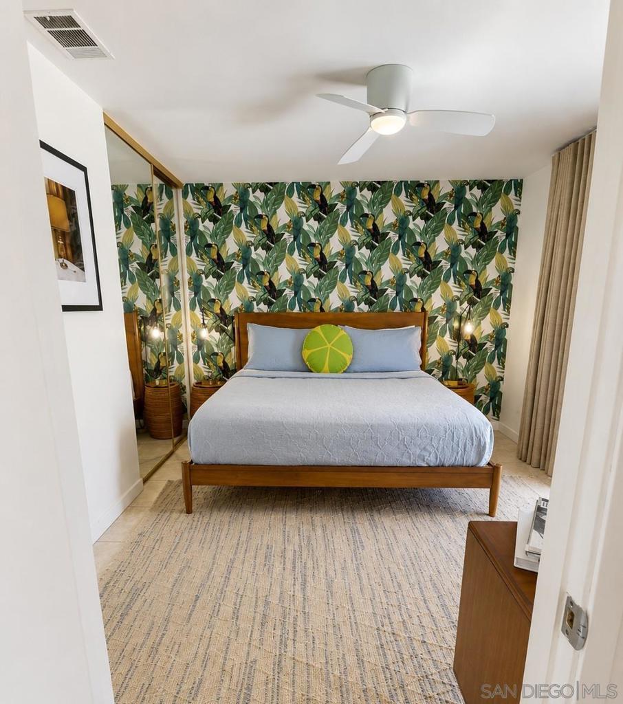 1318 E Via Escuela Property Photo 8