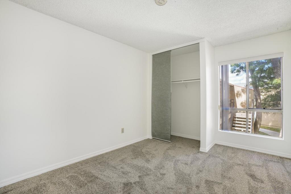 10331 Lindley Ave 266 Property Photo 17