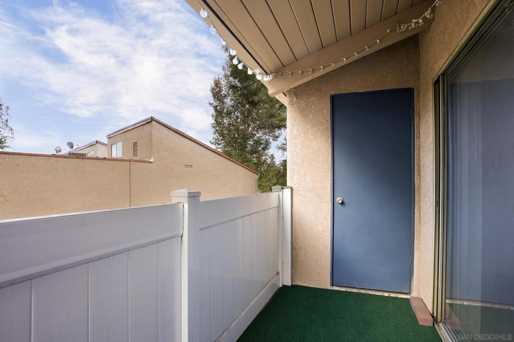 10331 Lindley Ave 266 Property Photo 18
