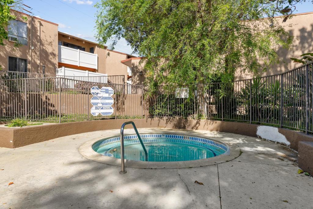 10331 Lindley Ave 266 Property Photo 27