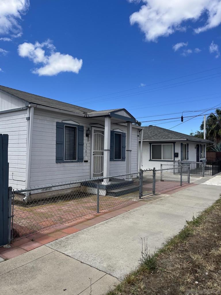 3577 85 Landis St. Property Photo 10