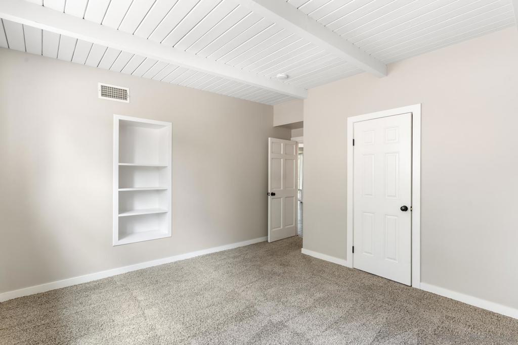 937 Pepper Tree Lane Property Photo 30