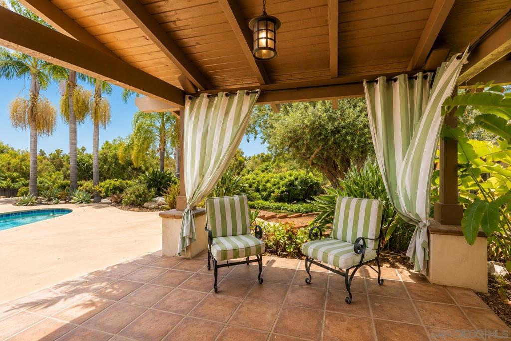 937 Pepper Tree Lane Property Photo 41