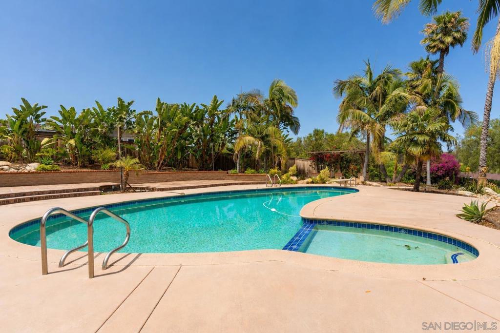 937 Pepper Tree Lane Property Photo 43