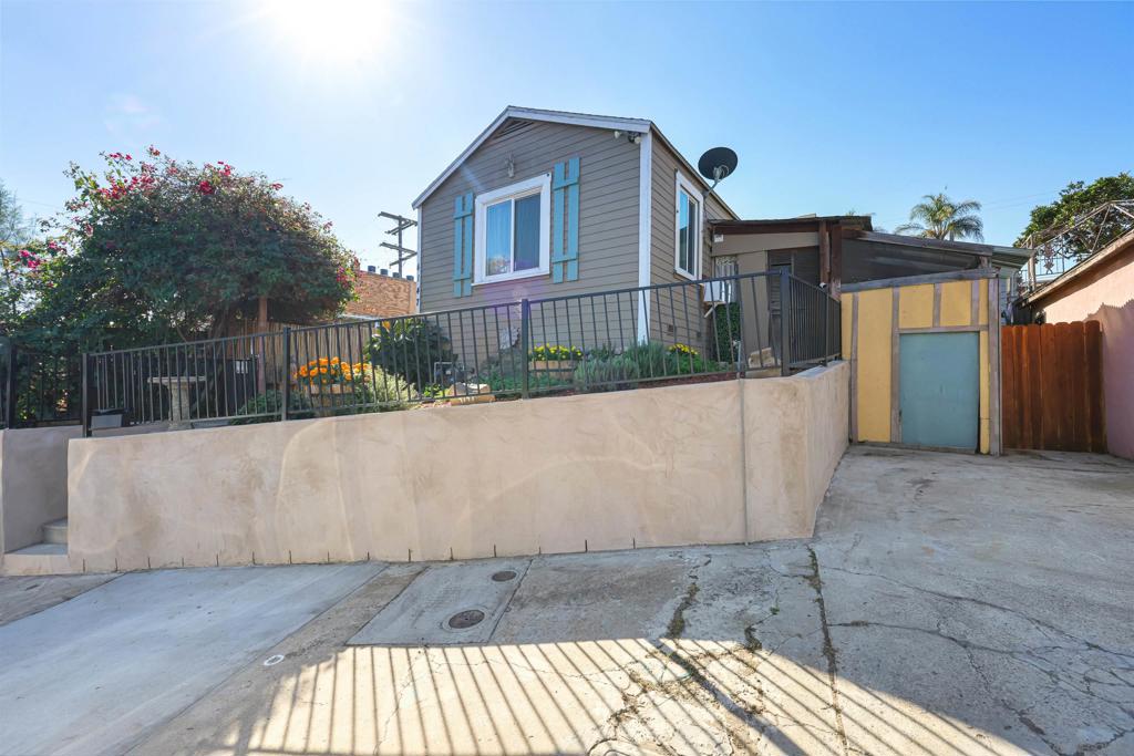 4147 San Miguel Ave Property Photo 10