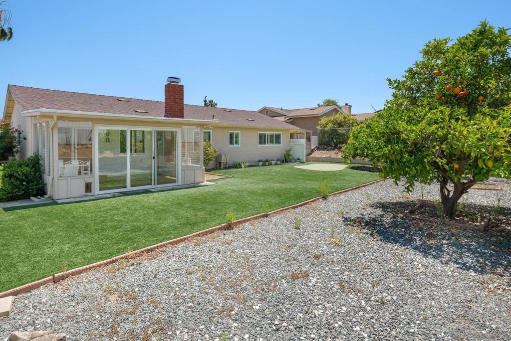 12118 Obispo Property Photo 16
