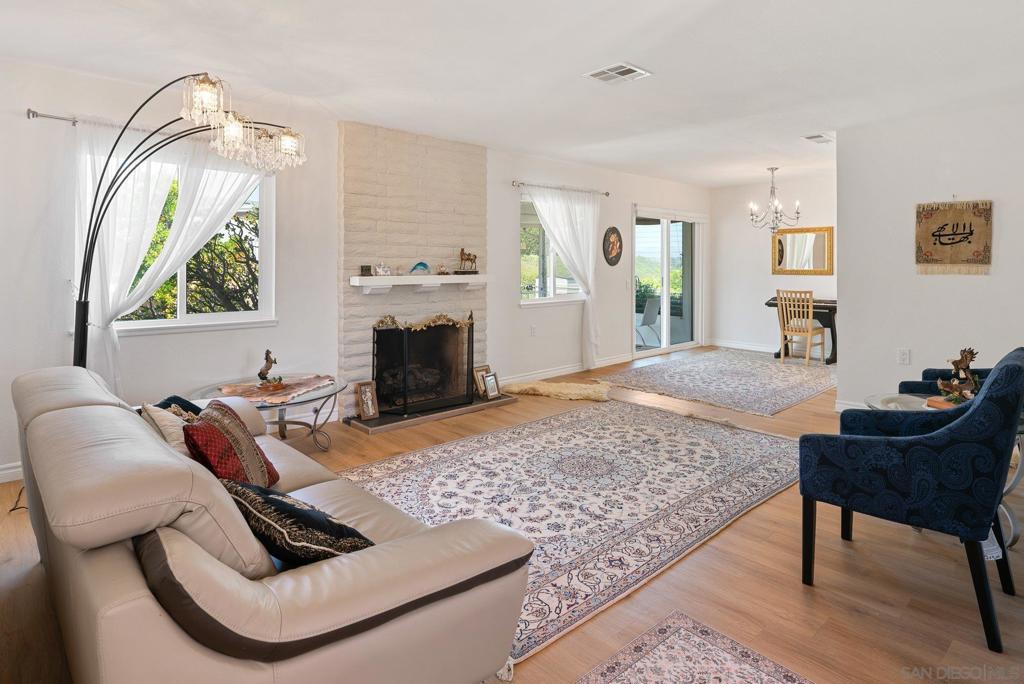 12118 Obispo Property Photo 19