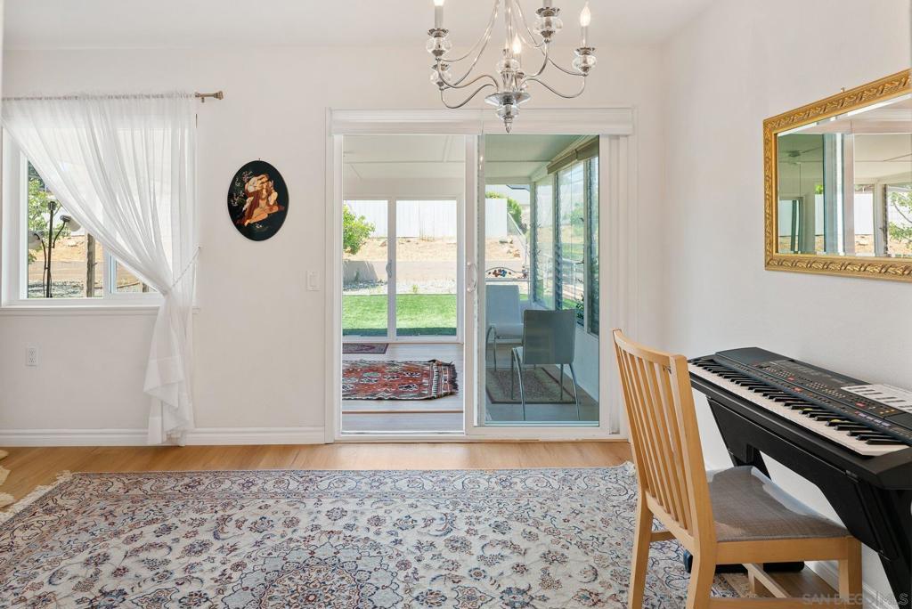 12118 Obispo Property Photo 24
