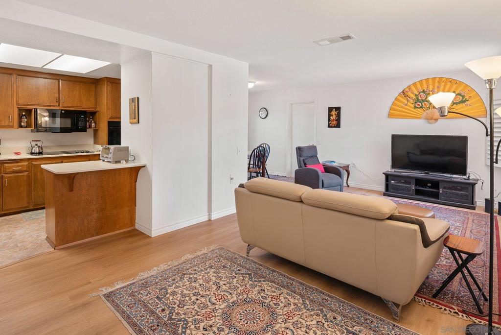 12118 Obispo Property Photo 27