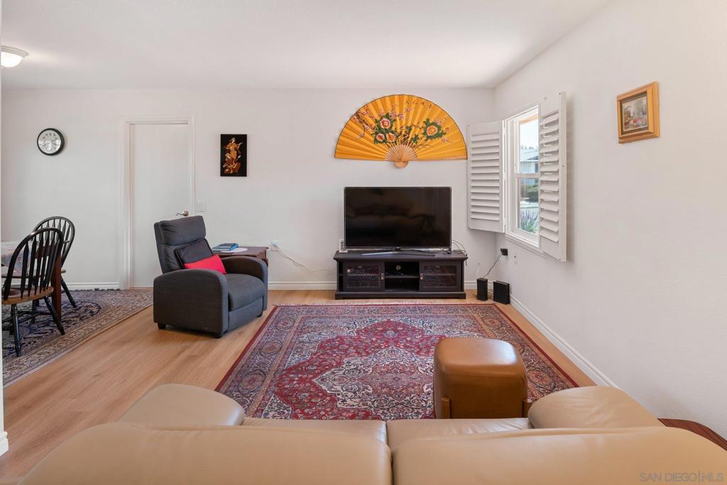 12118 Obispo Property Photo 28