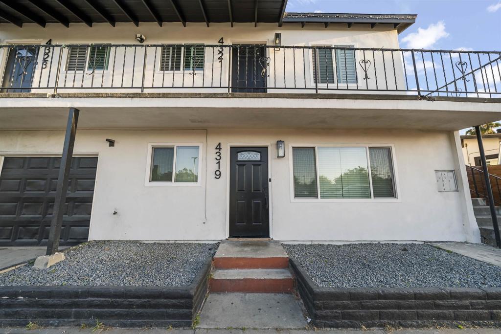 4319 4323 Landis Property Photo 10
