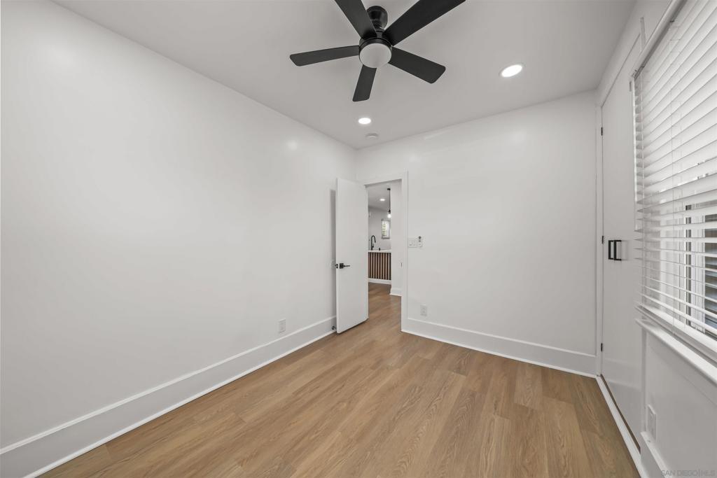 4319 4323 Landis Property Photo 18