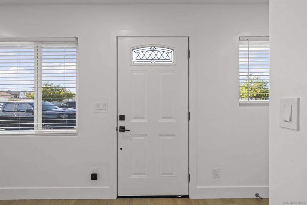 4319 4323 Landis Property Photo 32