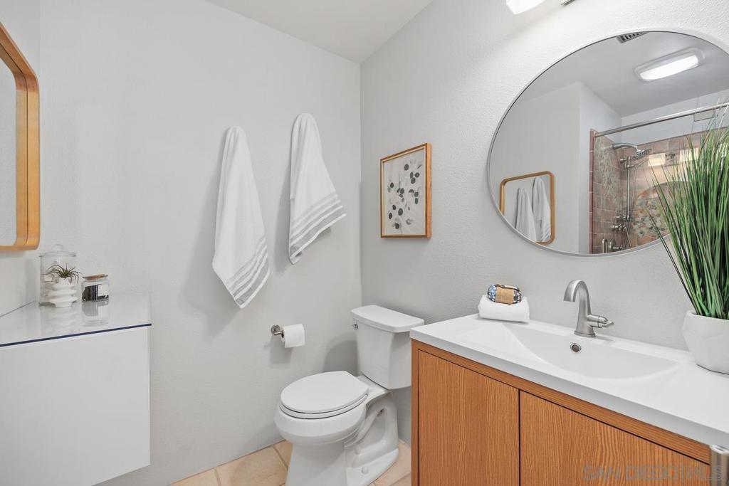 2747 Caminito Cedros Property Photo 21