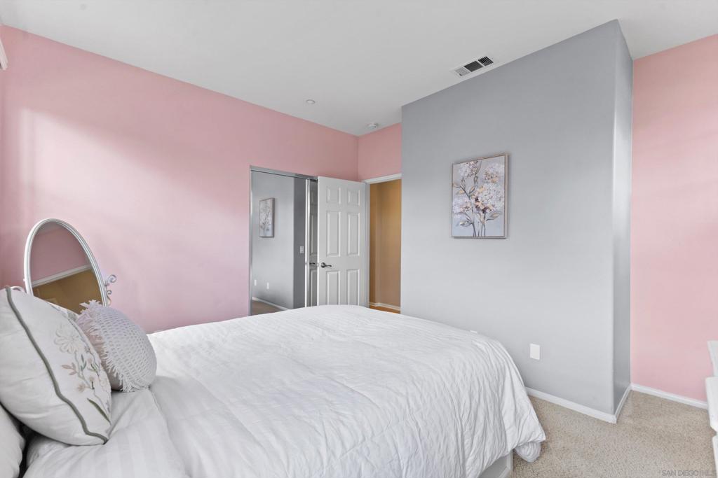 3329 Wild Oak Ln Property Photo 25
