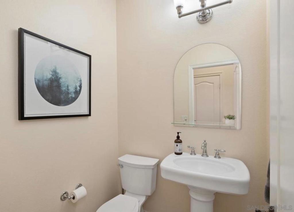 15541 Pinehurst Pl. Property Photo 20