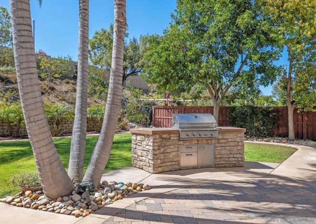 15541 Pinehurst Pl. Property Photo 47