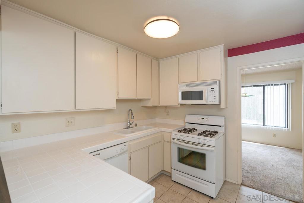 10247 Caminito Covewood Property Photo 5