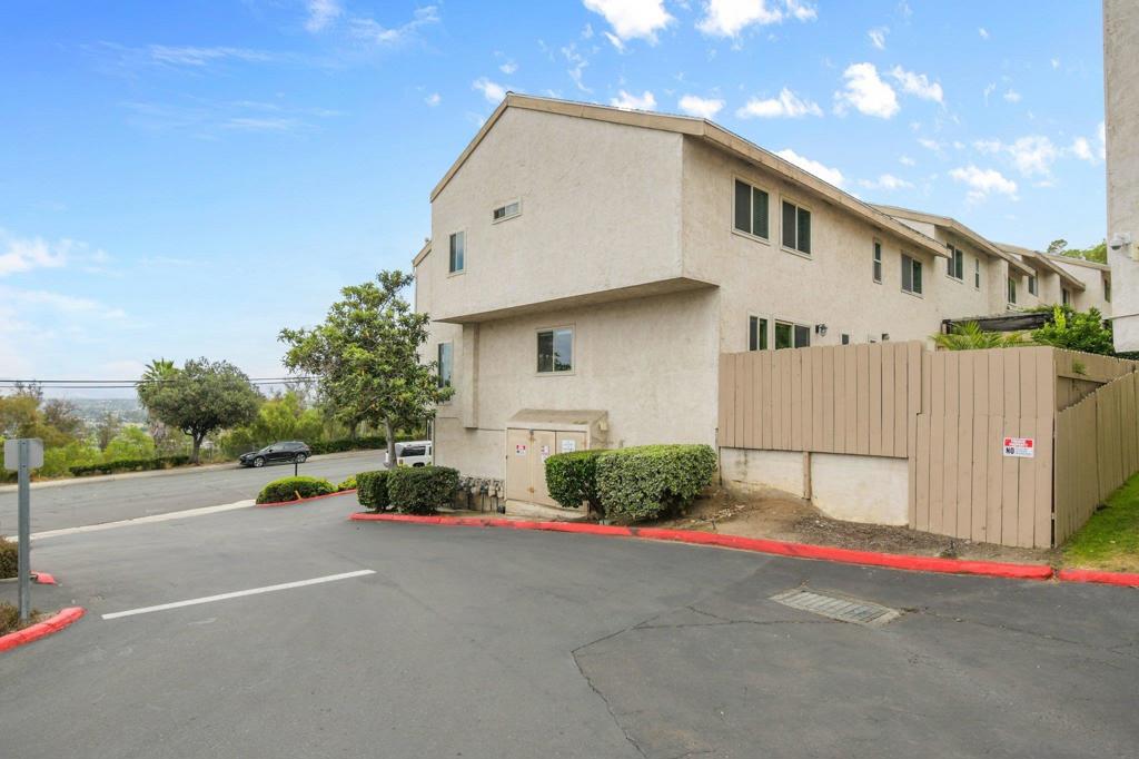 354 Travelodge Drive Property Photo 33