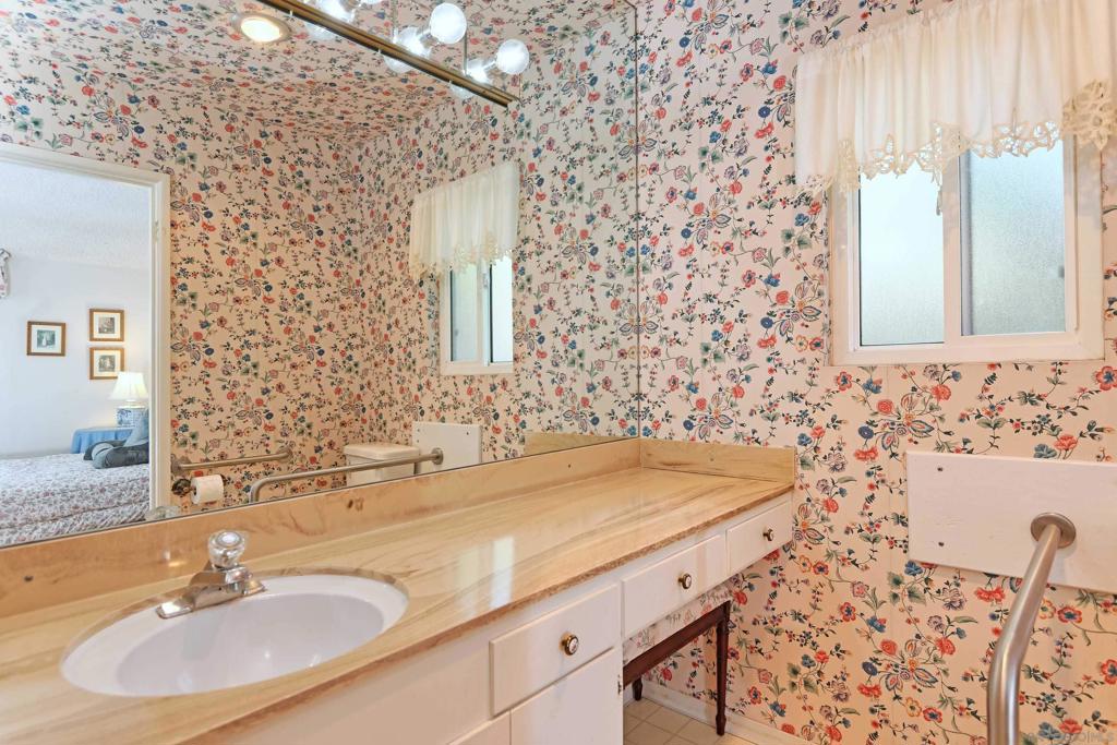 3152 Governor Drive Property Photo 21