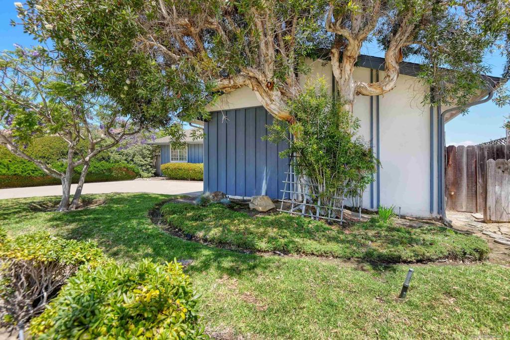 3152 Governor Drive Property Photo 22
