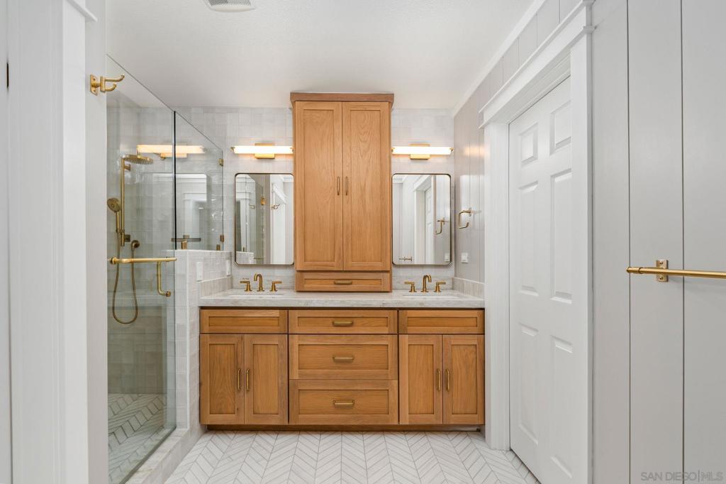 1753 Reichert Way Property Photo 24
