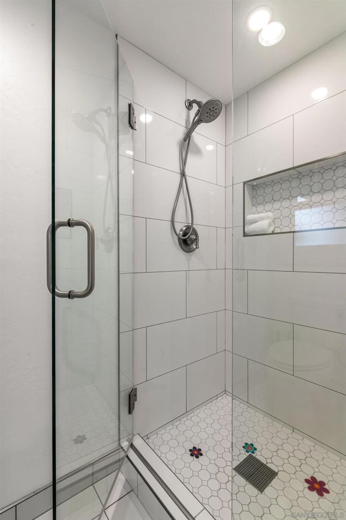 1264 Prospect Street Property Photo 10