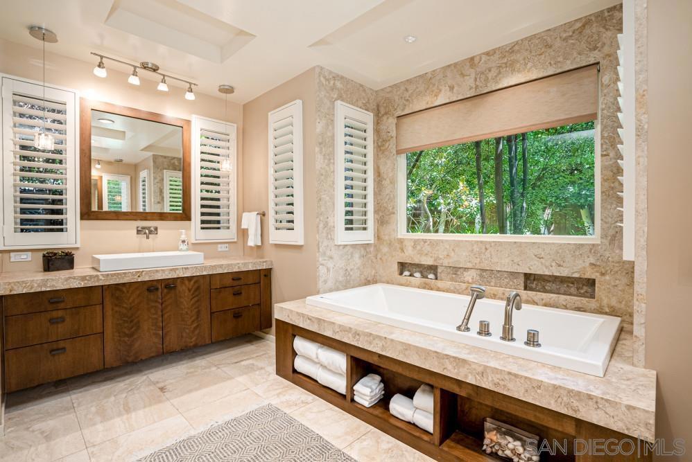 7967 Paseo Del Ocaso Property Photo 11