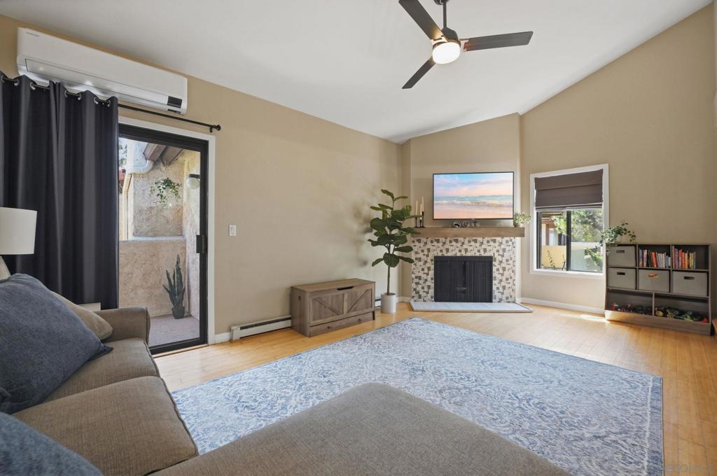 13768 Ruette Le Parc C Property Photo 1