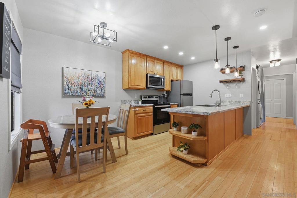 13768 Ruette Le Parc C Property Photo 3
